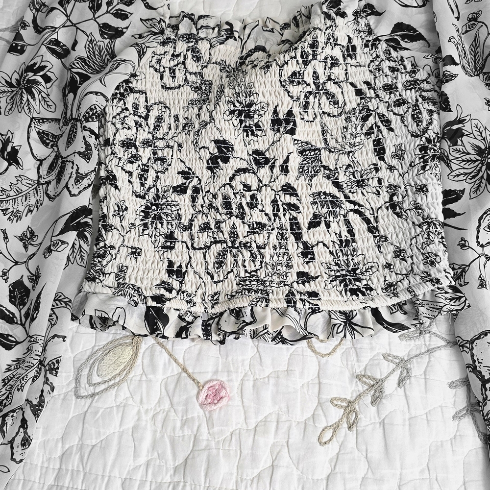 Japna Black and White Floral Smocked Blouse